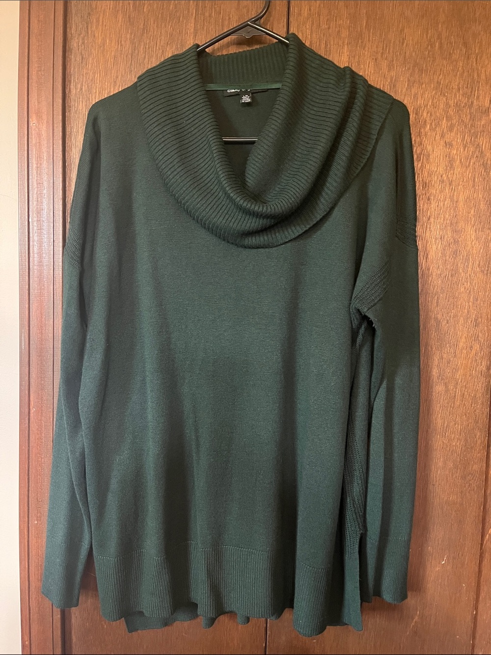 Cable & Gauge Large Dark Green Cowl-Neck Sweater